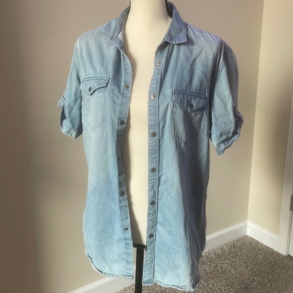 Calvin Klein denim button down over sized collared shirt - Picture 1 of 5